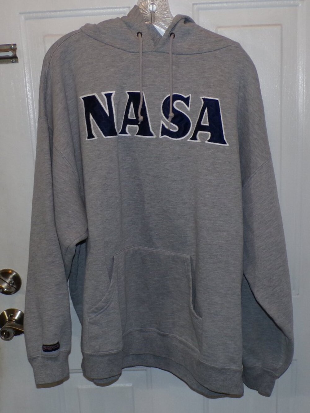 VINTAGE JANSPORT EMBROIDERED " NASA " PULLOVER LONG SLEEVE HOODED SWEATSHIRT